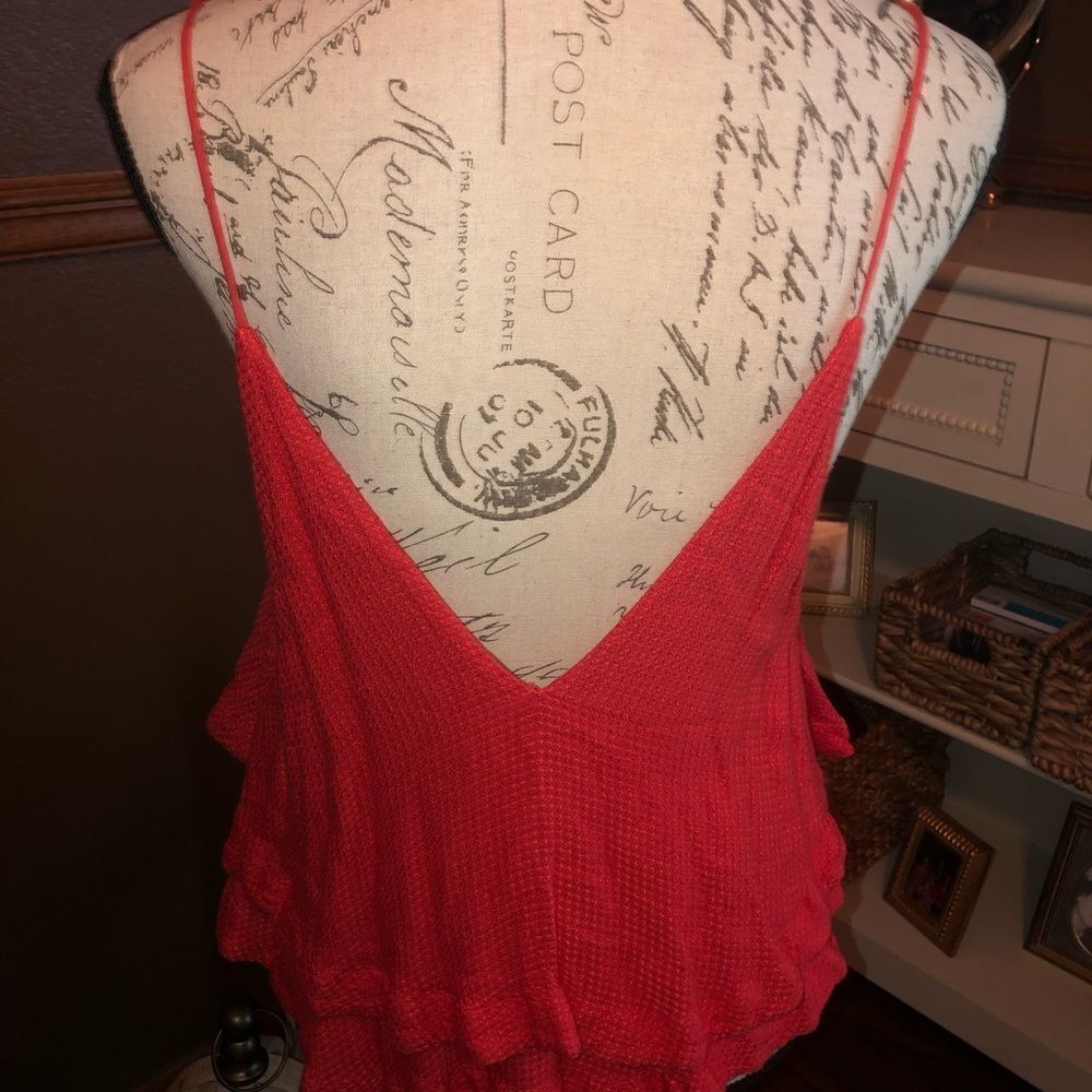 Adorable Free People Top - Picture 2 of 4